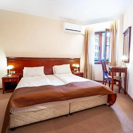 Host2u Slope-side By The Gondola Appartement