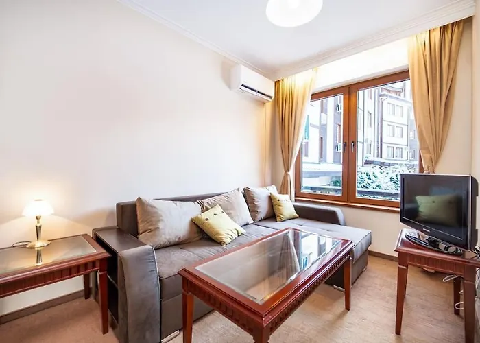 Host2u Slope-side By The Gondola Lägenhet Bansko